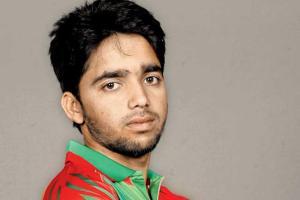 Bangladesh add Mominul Haque to their squad as a backup player