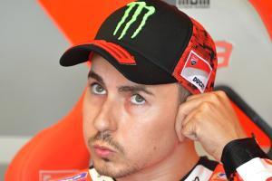 MotoGP: Jorge Lorenzo claims pole in San Marino
