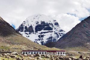 Rahul Gandhi clocks 46,000 steps during Kailash Mansarovar Yatra