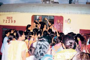 Commuters decline Piyush Goyal's music request; demand more service