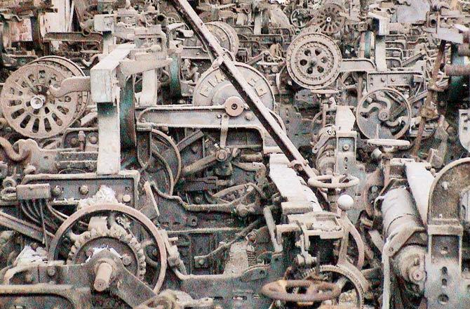 Spinning machinery from NTC India United Mills no. 1 in Lalbaug. Pic/Dr Shekhar Krishnan, 2001