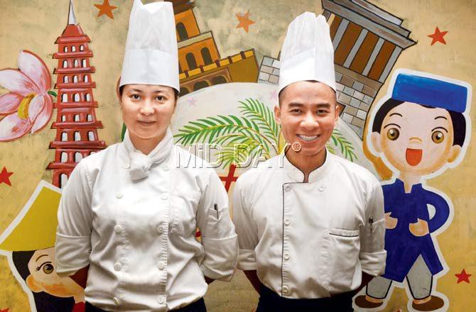 Chefs Le Duy Thanh and Ngo Thu Nguyet from Vietnam