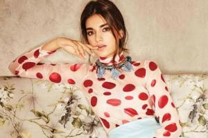 Nidhhi Agerwal soars the temperatures with her latest pictures