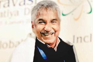 Oommen Chandy says, Ministers should get involved in rehabilitation work
