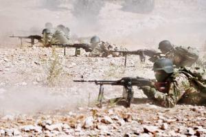 Russian air strikes batter Syria's Idlib