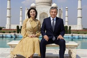 Uzbek President Shavkat Mirziyoyev fascinated by Taj Mahal's beauty