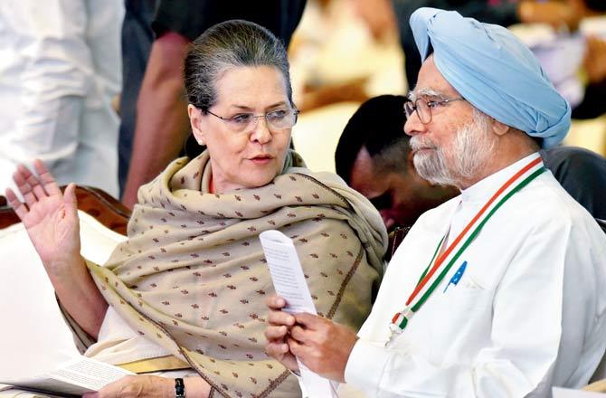 Sonia Gandhi and Manmohan Singh will be part of the Central Working Committee meeting on October 2