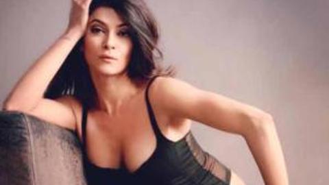 Sushmita Sen Xxx - Move over Nora, Sushmita's hot belly dance is breaking the internet