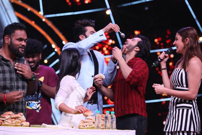 Anushka Sharma and Varun Dhawan on the sets of Indian Idol 10