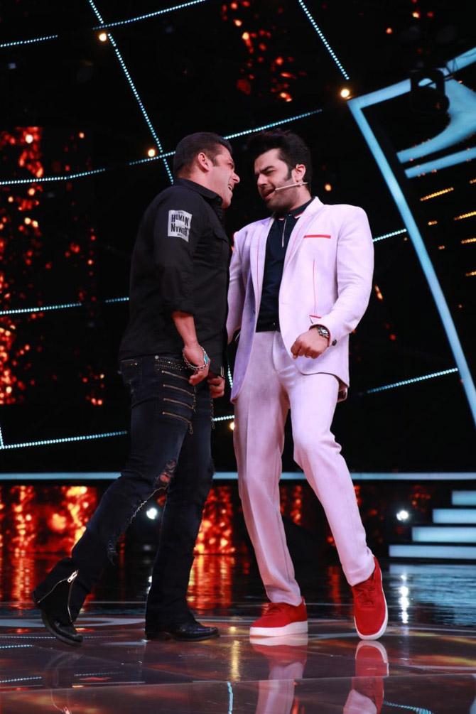 Maniesh Paul and Salman Khan