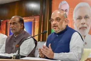 Amit Shah, other leaders visit Manohar Parrikar at AIIMS