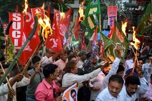 Bharat Bandh Live updates: Congress calls off strike, mixed response overall