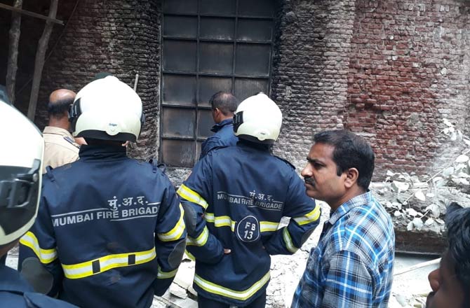Mumbai: Fire at Kamala Mills yet again!