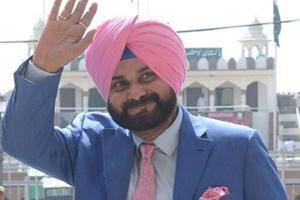 Navjot Sidhu says it was just a hug, and not a Rafale deal