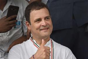 Smriti Irani: Rahul hugs Modi but runs away from Income Tax department