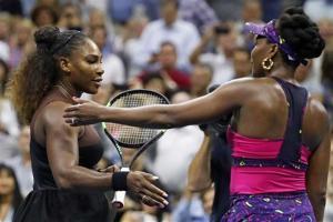 US Open: Serena Williams defeats Venus Williams to advance to fourth round