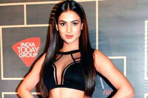 Sonal Chauhan: Family members are real heroes behind army men