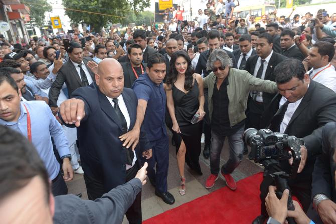 Sunny Leone arrived at Madam Tussauds, Delhi