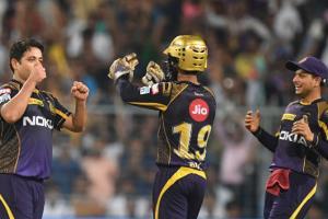 KKR skipper Dinesh Kartik wants his bowlers to perform well.