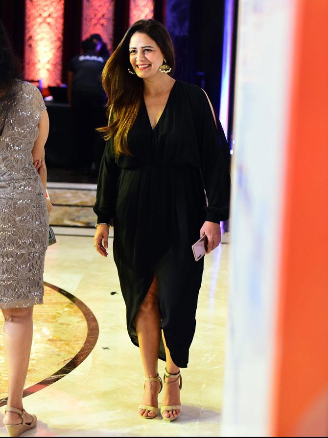 Mona Singh smiles for the cameras at the Guide Restaurant Awards 2019 at St Regis, Lower Parel in Mumbai on April 9, 2019