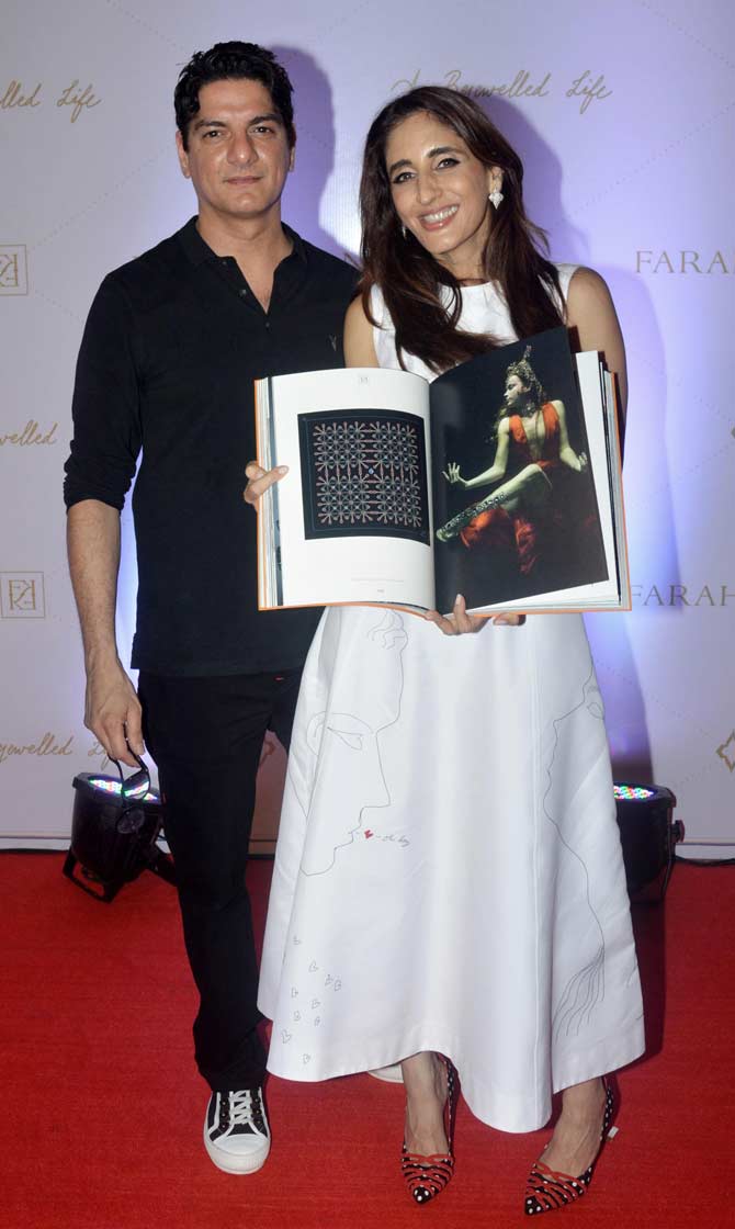 Fardeen Khan, Sussanne Khan, Zayed Khan and host of other Bollywood stars attended the coffee book launch of jewellery designer Farah Ali Khan at Mehboob Studios in Bandra, Mumbai. All pictures/Yogen Shah
In picture: Farah Ali Khan with husband DJ Aqeel at her book launch event.