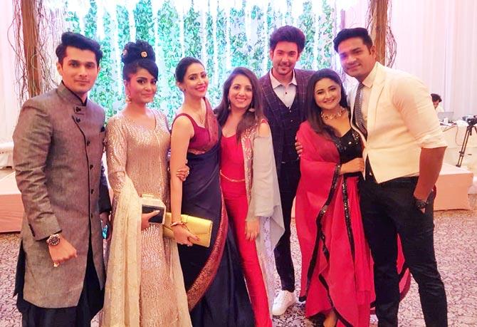 Abhay Vakil, Charul Malik, Rishina Kandhari, Munisha Khatwani, Shivin Narang, Rashmi Desai and Mrunal Jain at Ssharad Malhotra and Ripci Bhatia's wedding.