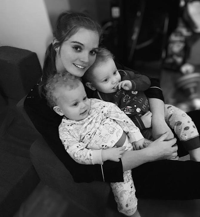 Alexina Graham loves her nieces much more than words can describe. Very often she posts stunning pictures with her nieces and shares a leaf out of her happy go lucky family life.
In pic: Alexina Graham poses with her twin nieces as she captions the picture: Mornings with my 2 favorite little humans!