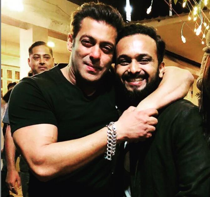 In the 2018 IPL auctions, Kedar Jadhav was bought by MS Dhoni's Chennai Super Kings for a huge sum of Rs. 7.8 crore.
Kedar Jadhav posted this picture and captioned, 