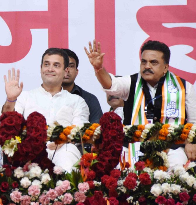 Mumbai North West:
The North West constituency saw a straight contest between former colleagues - Sanjay Nirupam from the Congress and Gajanan Kirtikar, the current MP from the Shiv Sena. Sanjay Nirupam served two terms as an MP in the Rajya Sabha, first as a Shiv Sena member and then from the Congress Party. From 2009- 2014, he represented North Mumbai in the Lok Sabha constituency 