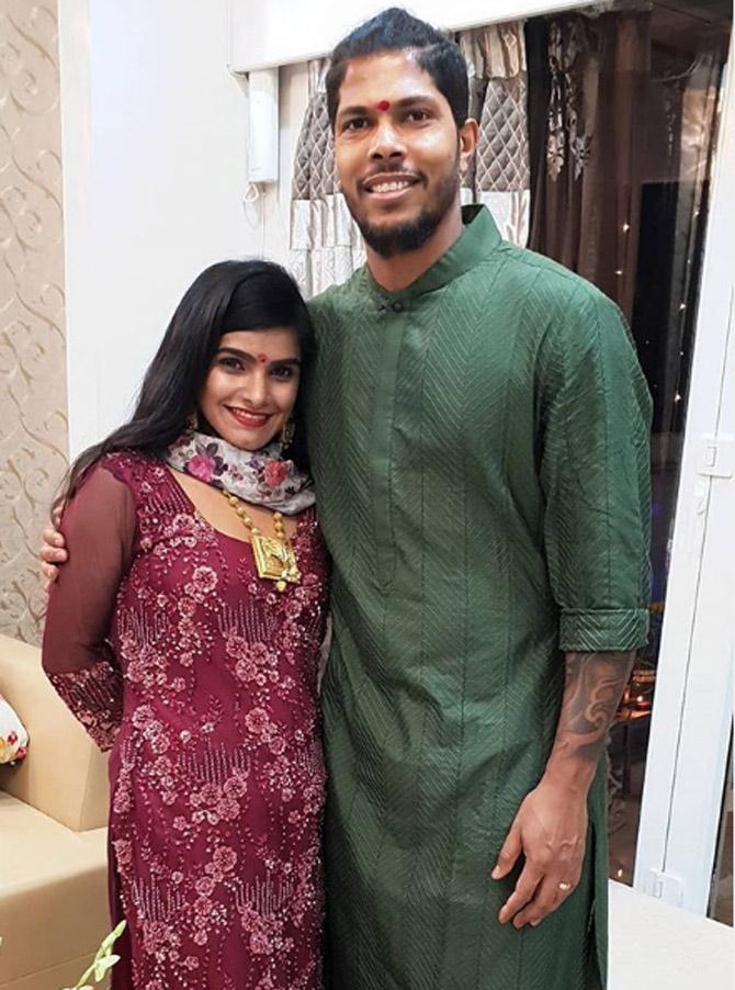 Umesh Yadav posted this picture of himself with his wife Tanya Wadhwa and captioned it, 