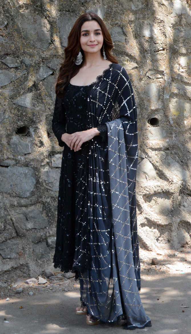 Alia bhatt dress in kapil sharma show buy online sale