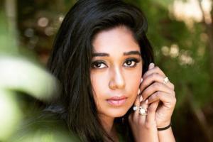 Antara Mitra likely to release Tagore song video