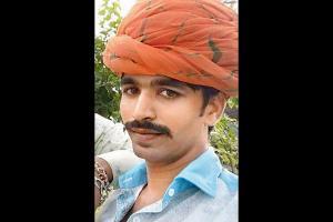 Passenger robbed by auto-rickshaw driver, two accomplices at BKC