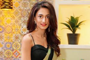 Erica Fernandes confesses that she has a crush on THIS actor