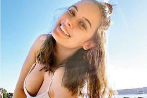 Evelyn Sharma soaking in the sun at Bondi Beach is major vacation goals