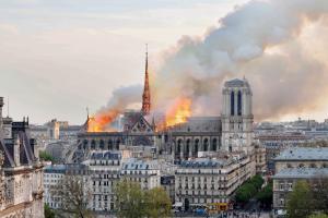 After dousing blaze, France vows to rebuild Notre Dame