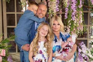 Easter: Jessica Simpson shares adorable family pictures