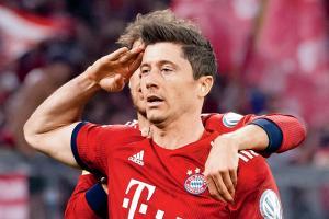 German Cup: Lewandowski to the rescue as Bayern Munich survive scare