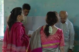 Elections  2019: Voting starts for Maharashtra's 10 Lok Sabha seats