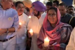 Hundreds take out candlelight march for Jallianwala Bagh anniversary