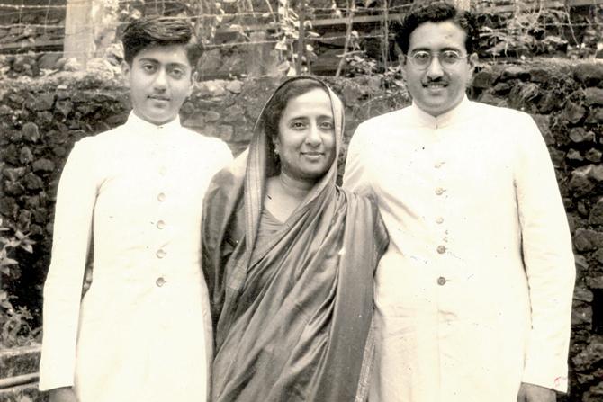 Kulsum Sayani with her sons Ameen (left) and Hamid, who went on to rule radio broadcasting, outside Pervez Mansion in the 1940s. She published Rahber (Leader) in Devnagri, Urdu and Gujarati from this home - a newspaper which advocated simple Hindustani as a unifying language