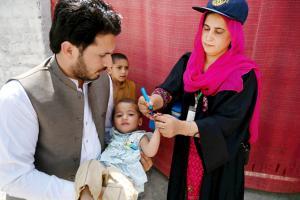 Pakistan suspends anti-polio campaign