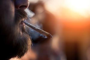 Heavy pot smokers may need higher dosage for sedation, warns new Study