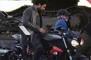 Prabhas takes car and bike as souvenir from Saaho