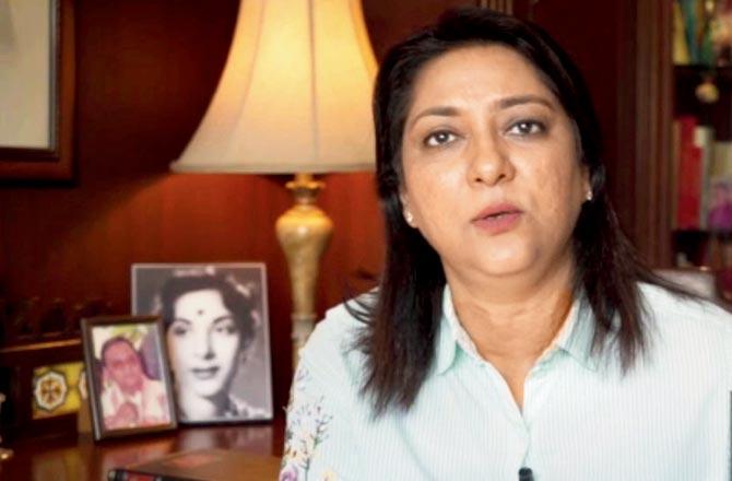 Congress candidate Priya Dutt has asked voters to spend five minutes on social media every day to support democracy