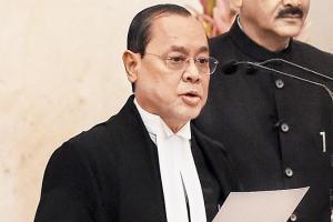 'CJI should not hold office until inquiry concludes'