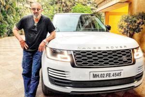 Sanjay Dutt poses with his new beauty, looks ecstatic