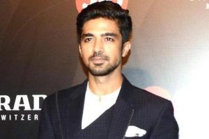 Saqib Saleem pens emotional note for mother