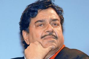 Shatrughan Sinha draws ire over Jinnah remarks