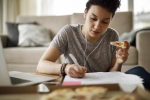 Exam stress? Shun fast food now, say Researchers